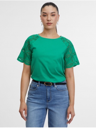 Зелена тениска с дантела