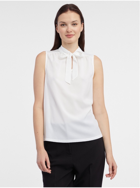 Бяла блуза - изглед 1