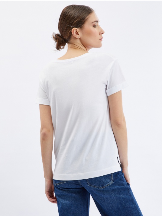 Бяла тениска с надпис - изглед 3