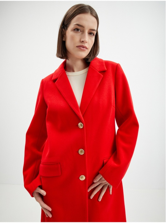 Червено палто - изглед 2