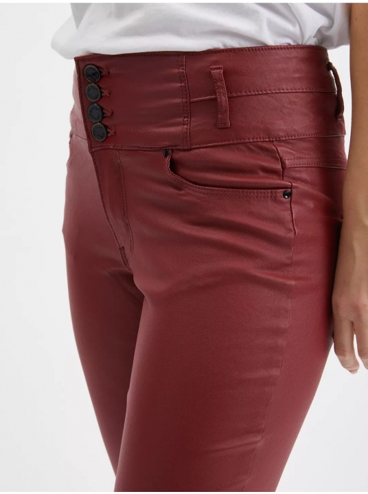 Тесен панталон в цвят бордо - изглед 2